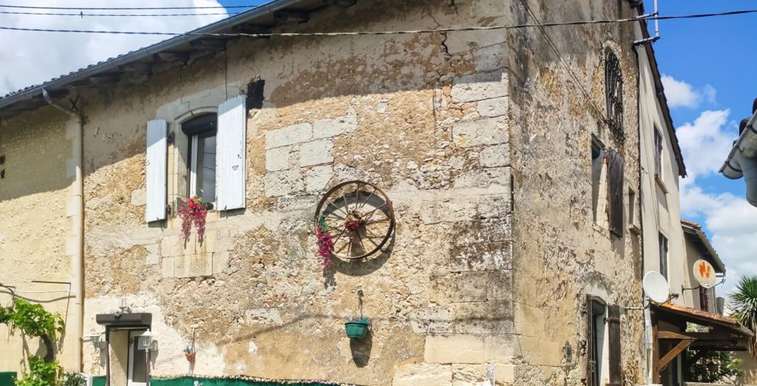 Maison À Vendre — photo 1