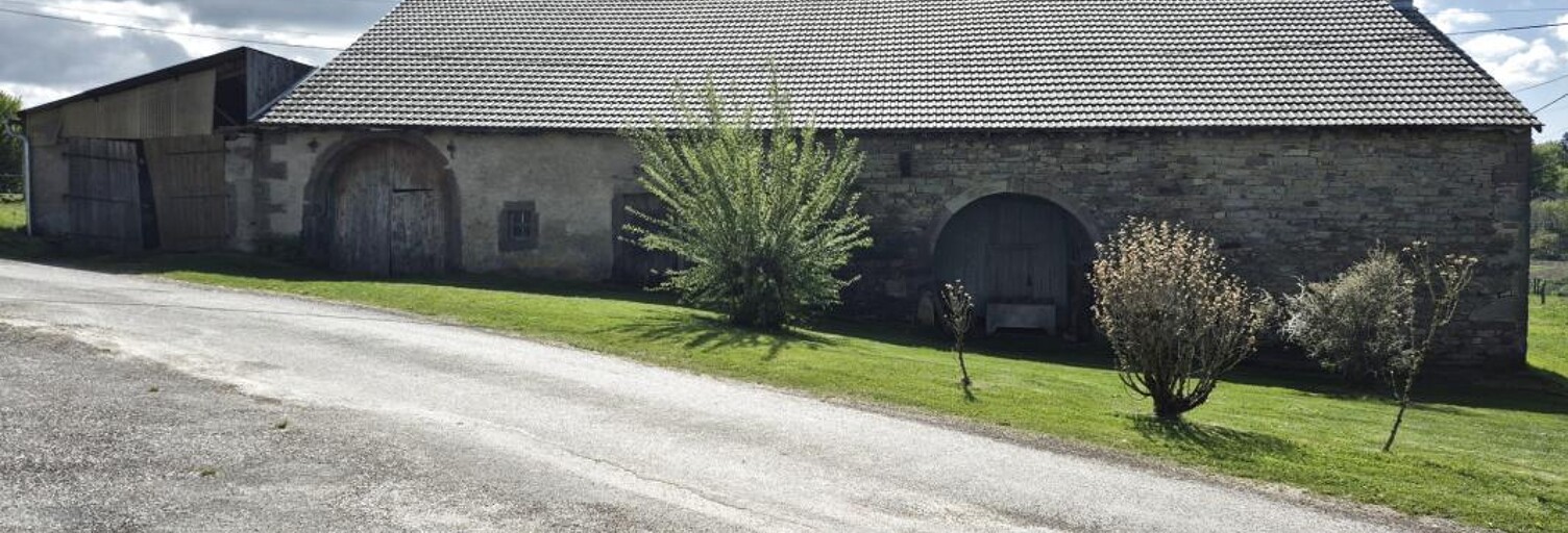 Maison 6 Pièces 400 m² à vendre à Fougerolles-Saint-Valbert (70220)