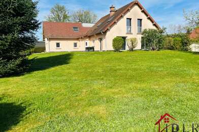Maison 8 pièces 300000 €