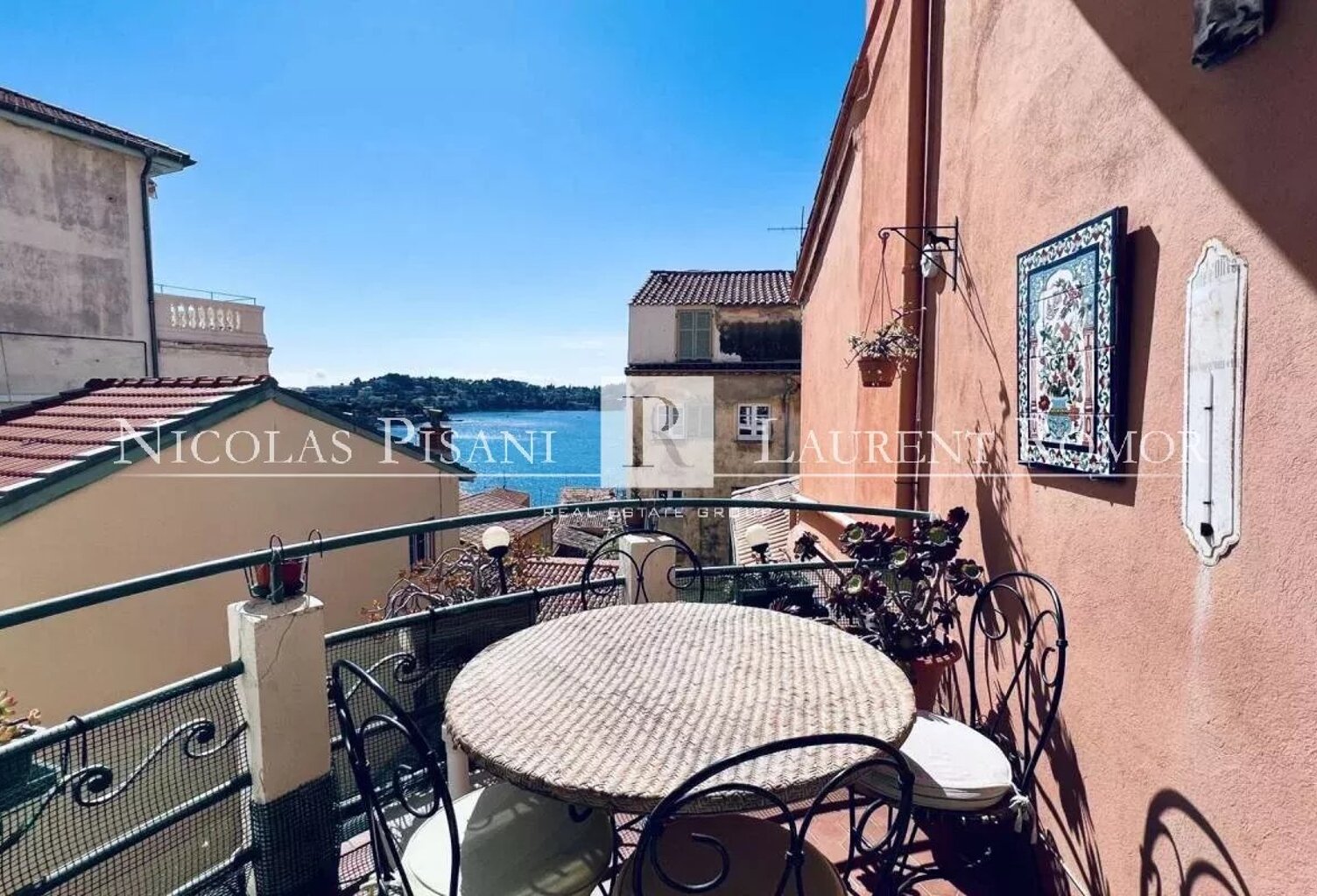 EXCLUSIVITÉ - 3 pièces vue mer à vendre - vieille ville — photo 1