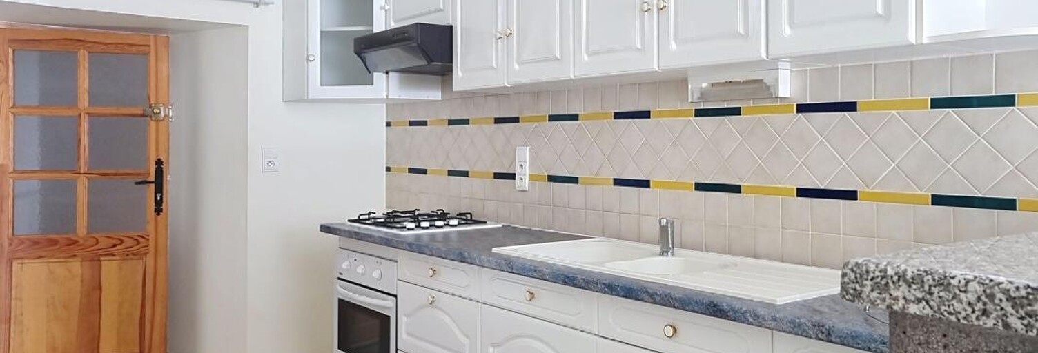 Appartement 3 Pièces 58 m² à louer à Ruynes-en-Margeride (15320)