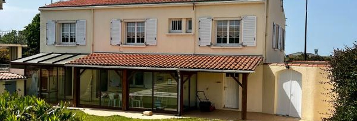 Maison 7 Pièces 155 m² à vendre à L'Houmeau (17137)