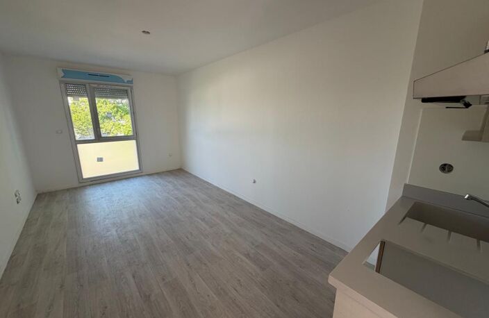 Appartement À Vendre — photo 2