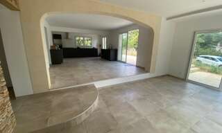 Maison 4 Pièces 154 m² à louer à Nîmes (30900)