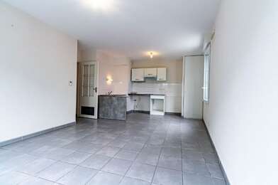 Appartement 3 pièces 820 €