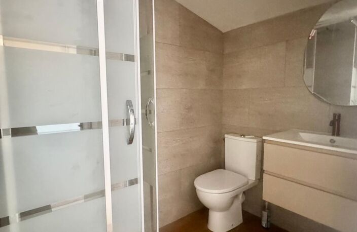 Appartement T 1 studio refait à neuf .+ cellier de 2.5 m2 — photo 3