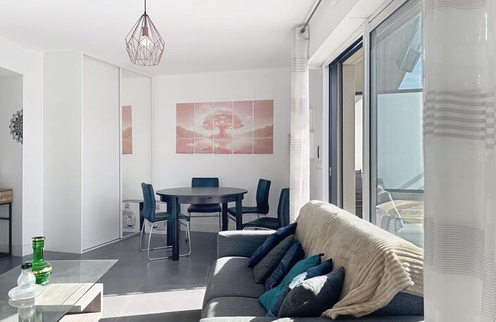 2P VUE MER DERNIER ETAGE RESIDENCE RECENTE — photo 2