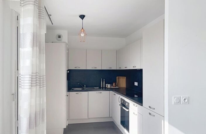 2P VUE MER DERNIER ETAGE RESIDENCE RECENTE — photo 5