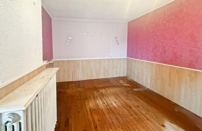 Maison à rénover 91 m² – Mohon / Villers-Semeuse – 5 min de Charleville – garage - Extérieurs communs — photo 4
