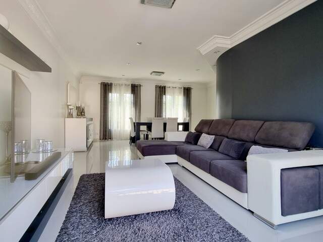 Maison individuelle à vendre 5 pièces GAGNY Terrain 359 m2 proche RER E (93) — photo du bien