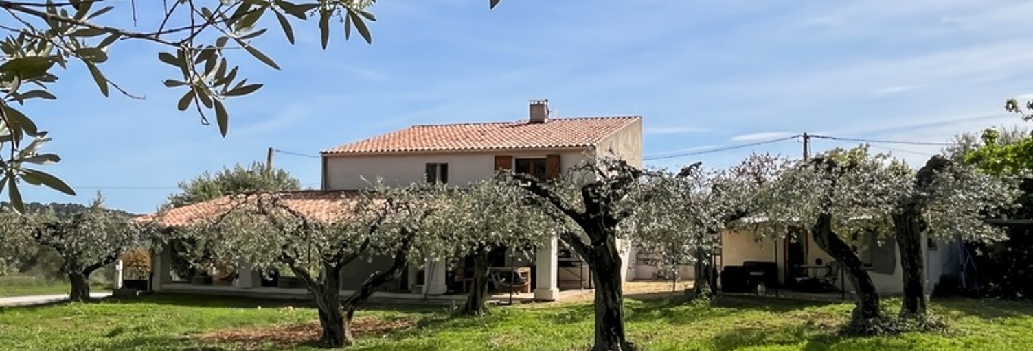 Maison 6 Pièces 146 m² à vendre à Claviers (83830)