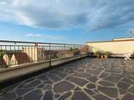 Rare : Grand 2‑pièces avec terrasse exceptionnelle  de 42 m², situé à Romainville dans un quartier pavillonnaire — photo 2