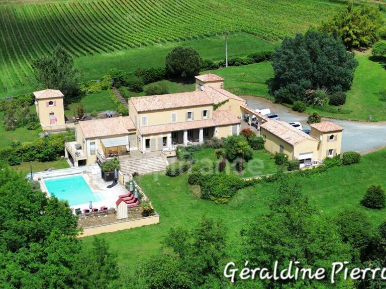 propriété de prestige d’environ 480 m² implantée sur un terrain de 3.4 hectares avec 2 gîtes et chambre d'hôte — photo 1