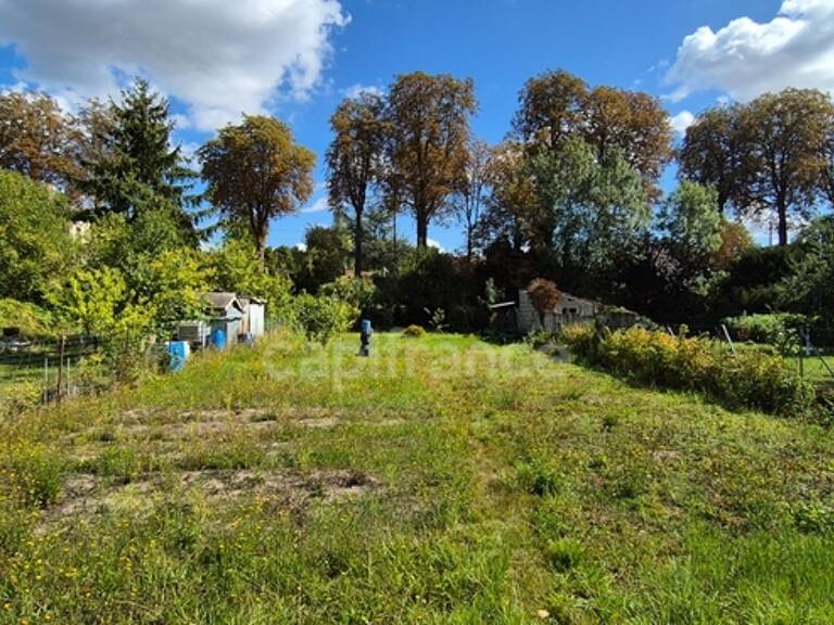 À vendre – Terrain à bâtir de 624 m² à Épernay — photo 1