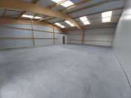 Local de 180 m² neuf à louer — photo 3