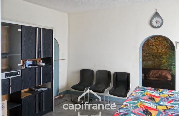 À vendre, maison d’habitation située dans une zone résidentielle avec terrain constructible de 1229 m2 — photo 3