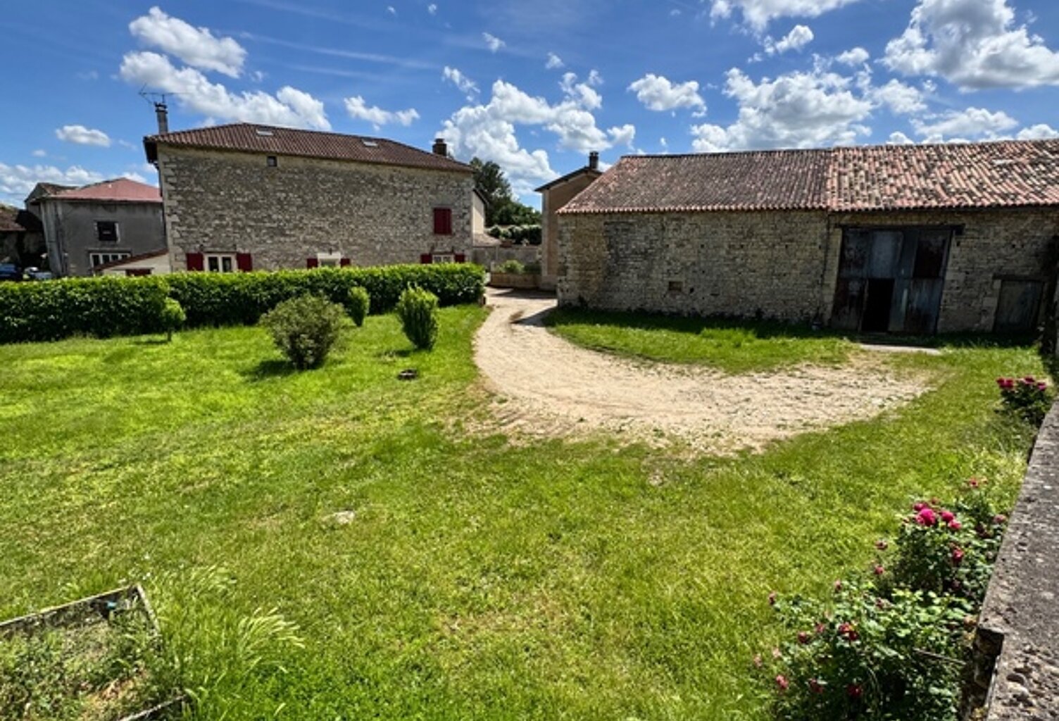 Maison à vendre 5 pièces CHENAY (79) — photo 1