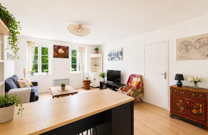 Appartement de 66 m² en ancienne chapelle, Loué — photo 4