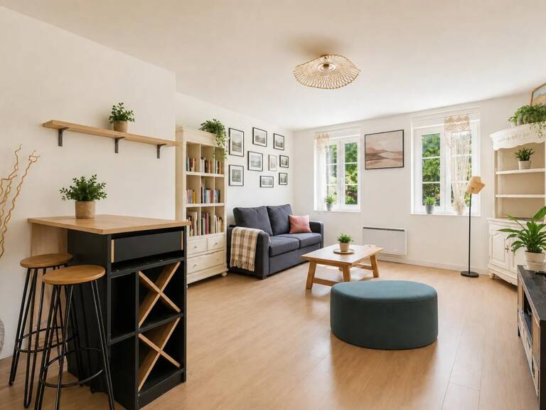 Appartement de 66 m² en ancienne chapelle, Loué — photo 1
