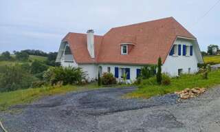 Maison 8 Pièces 233 m² à vendre à Navailles-Angos (64450)
