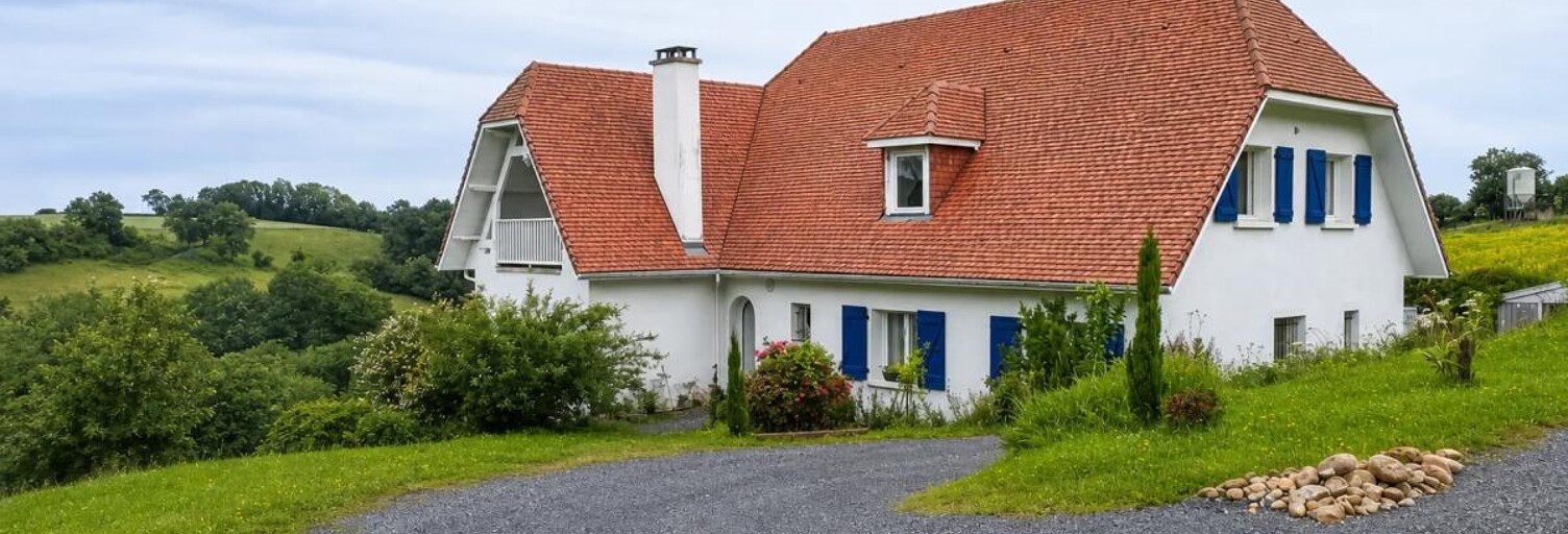 Maison 8 Pièces 233 m² à vendre à Navailles-Angos (64450)