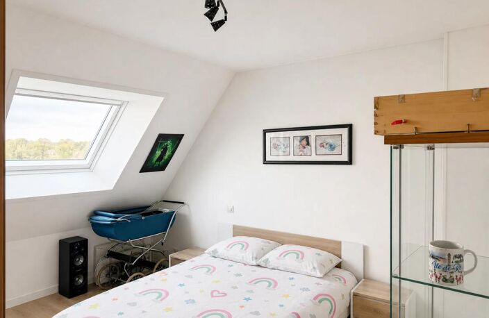 Maison 8 pièces de 155 m² à Radenac, louée — photo 3