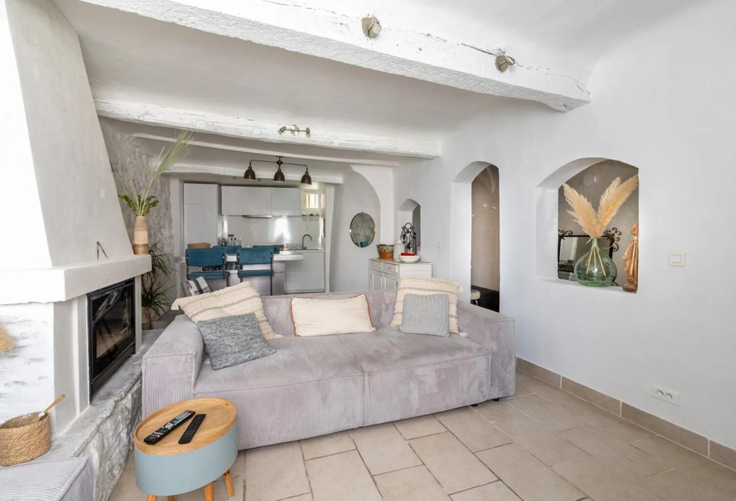 Maison de village - 4 pièces de 143 m² à Signes — photo 1