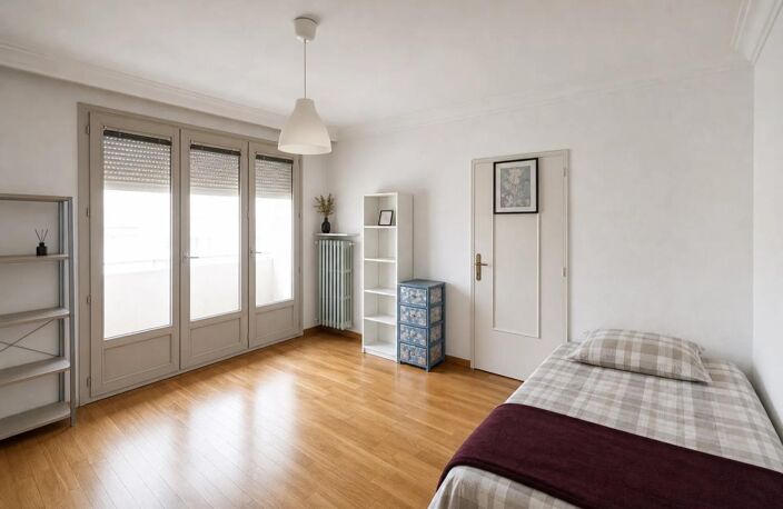 Colocation 6 chambres , 137 m², St-Étienne — photo 5