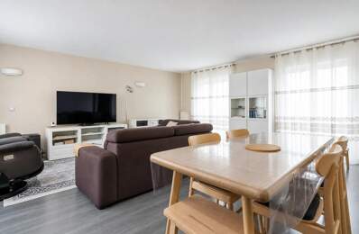 Duplex 4 pièces 92 m² avec terrasse à Stains — photo du bien