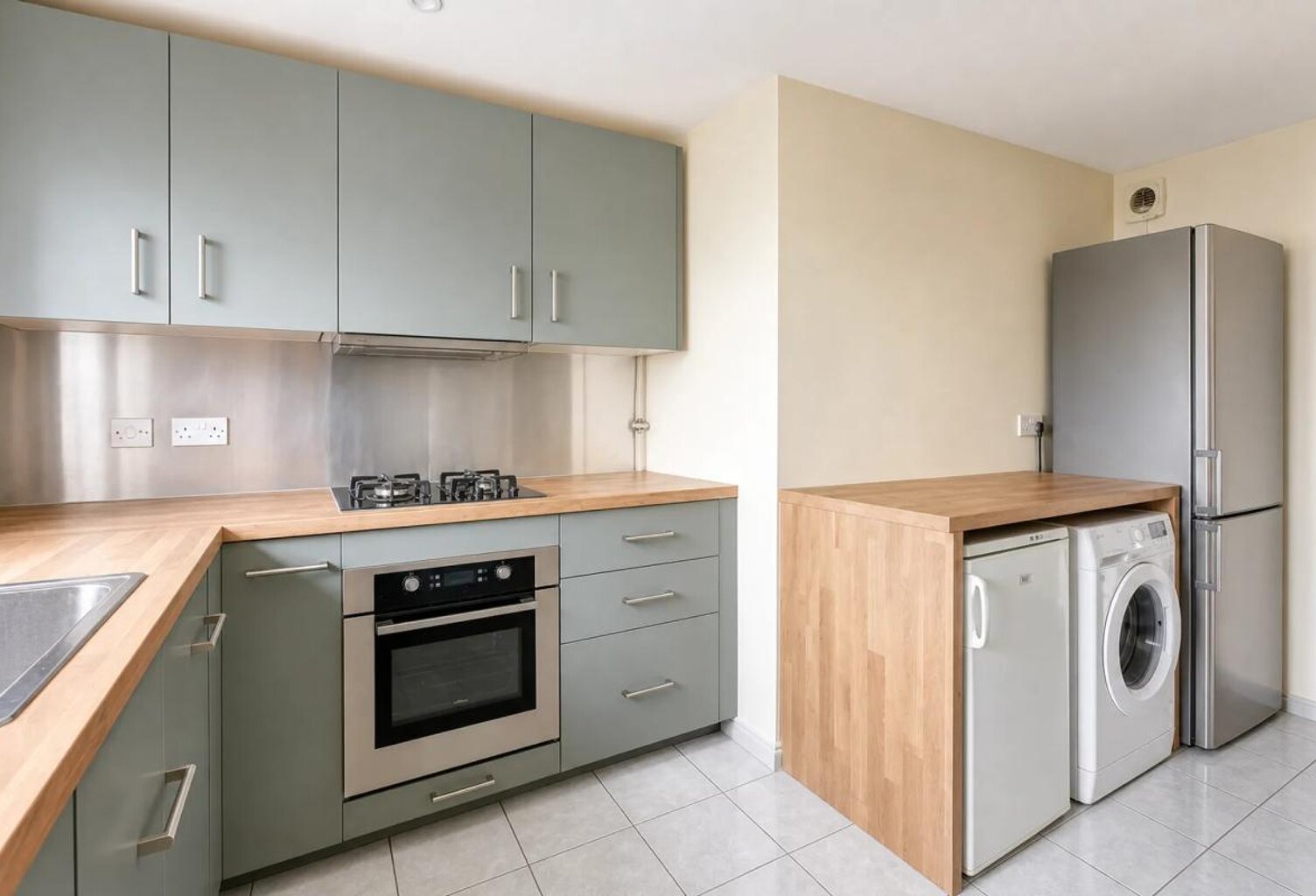 T4 traversant – 82,43 m² – 12ᵉ étage – Vue dégagée — photo 1