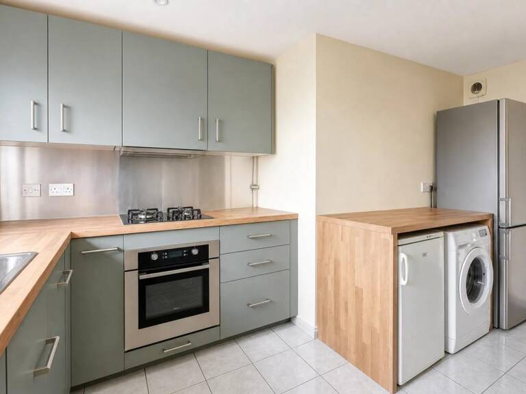 T4 traversant – 82,43 m² – 12ᵉ étage – Vue dégagée — photo 1