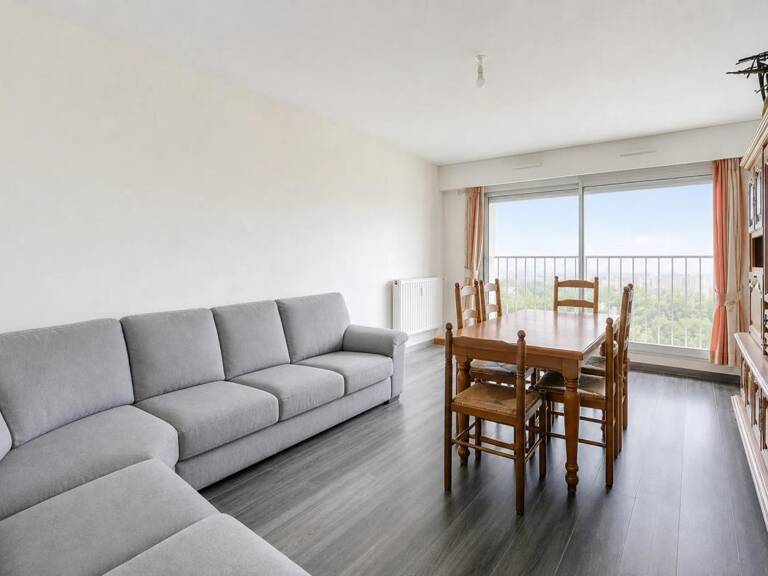 T4 traversant – 82,43 m² – 12ᵉ étage – Vue dégagée — photo 1