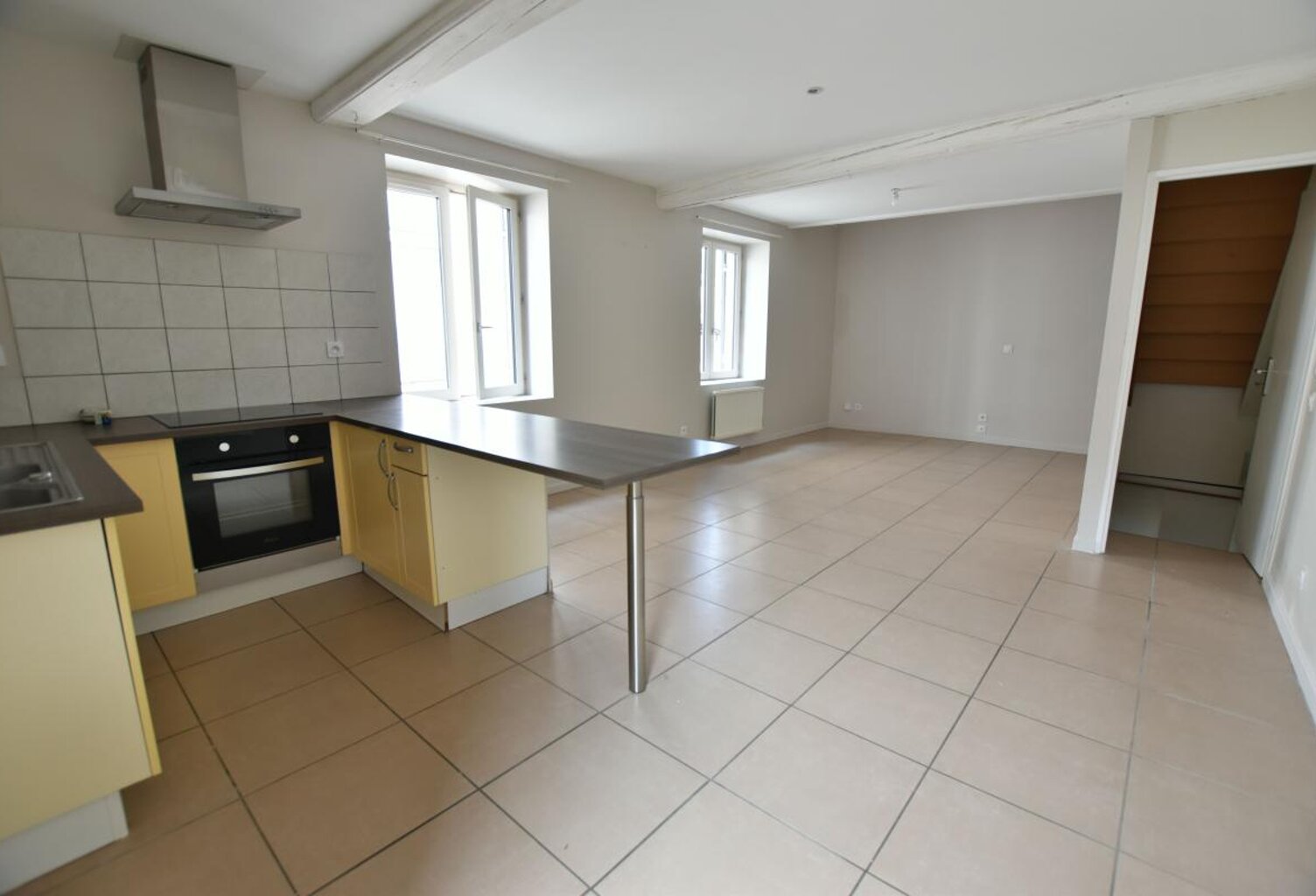 FRANCHEVILLE LE HAUT Appartement de 84 m2 avec 2 chambres, bureau À Vendre — photo 1