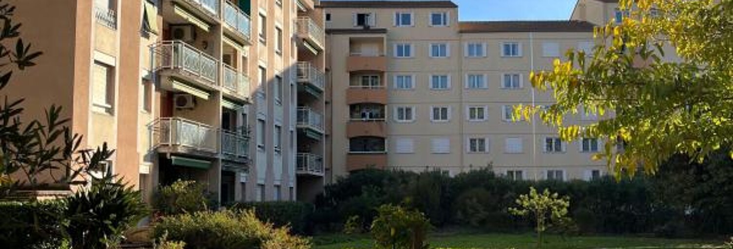 Appartement 2 Pièces 35 m² à louer à Hyères (83400)