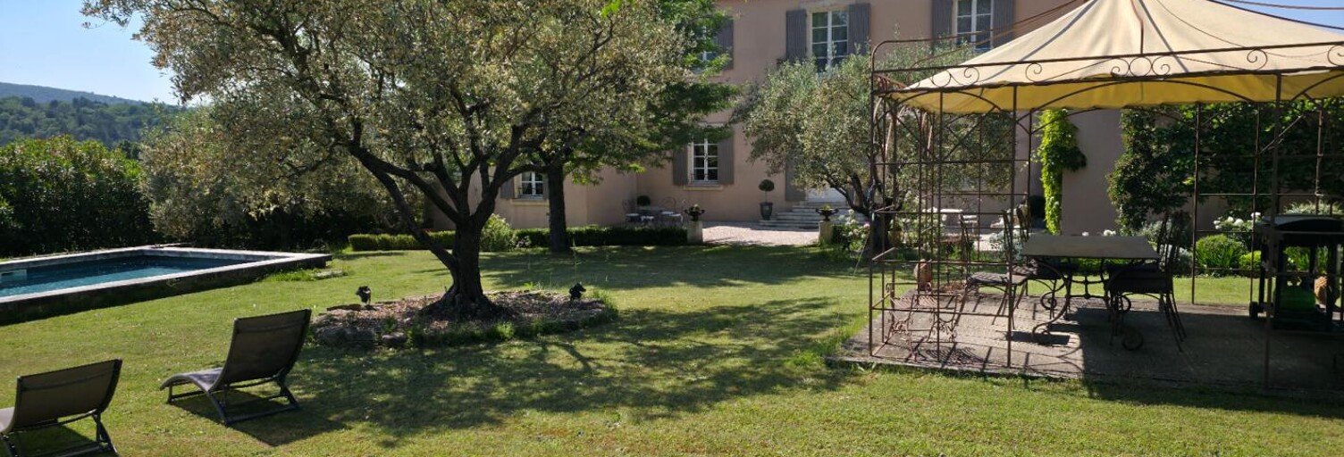 Maison 8 Pièces 203 m² à vendre à Malaucène (84340)
