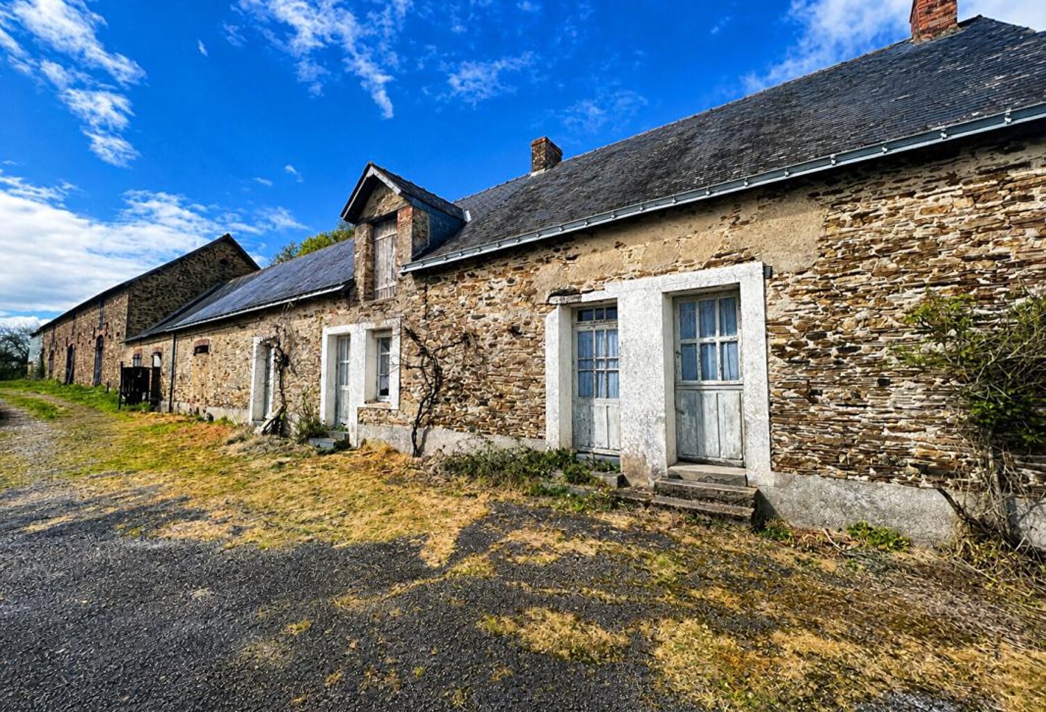 Propriété à rénover avec terres agricoles — photo 1