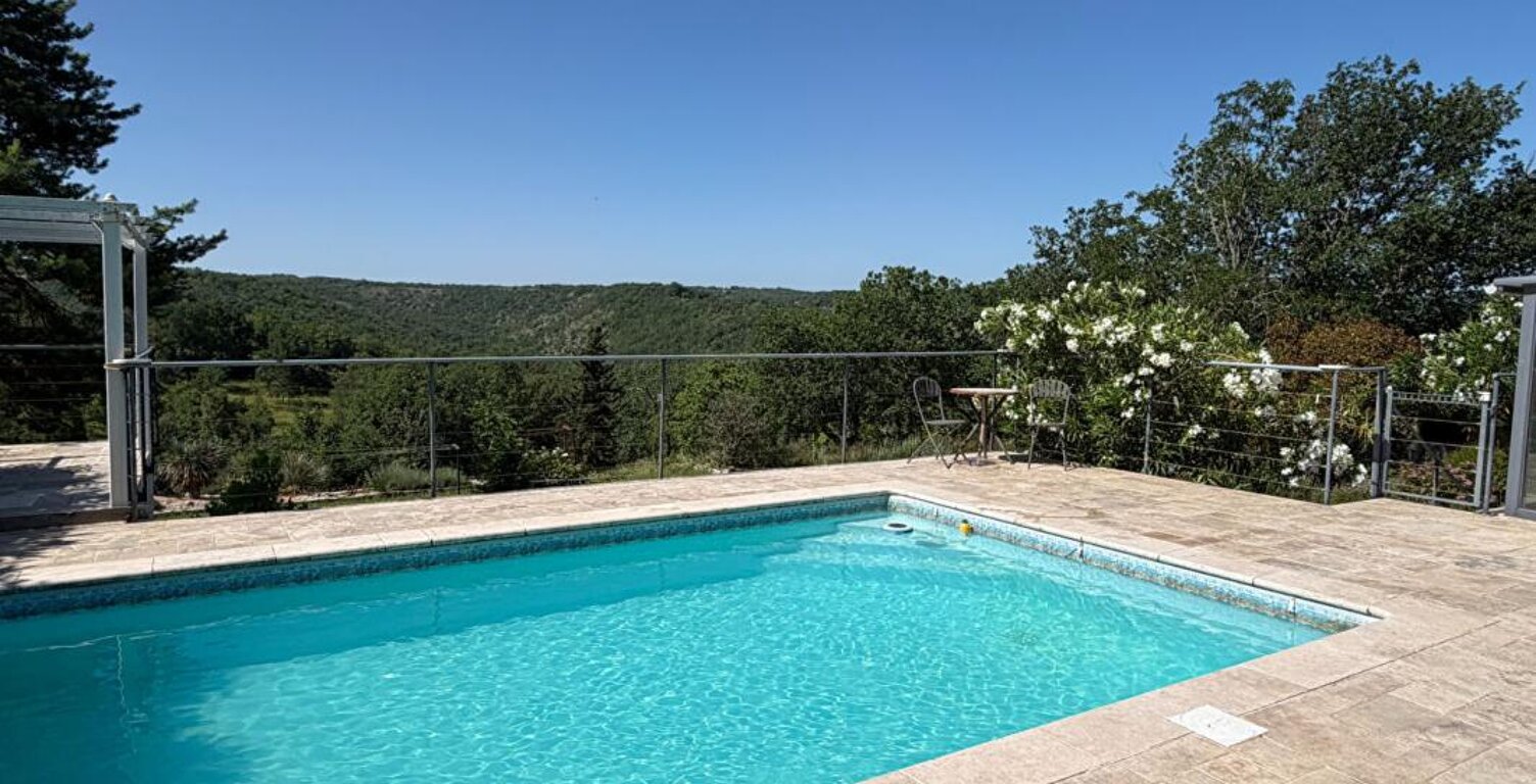 Pradines (46090), maison 5 chambres 210 m2 sur 5000 m² de terrain avec piscine — photo 1