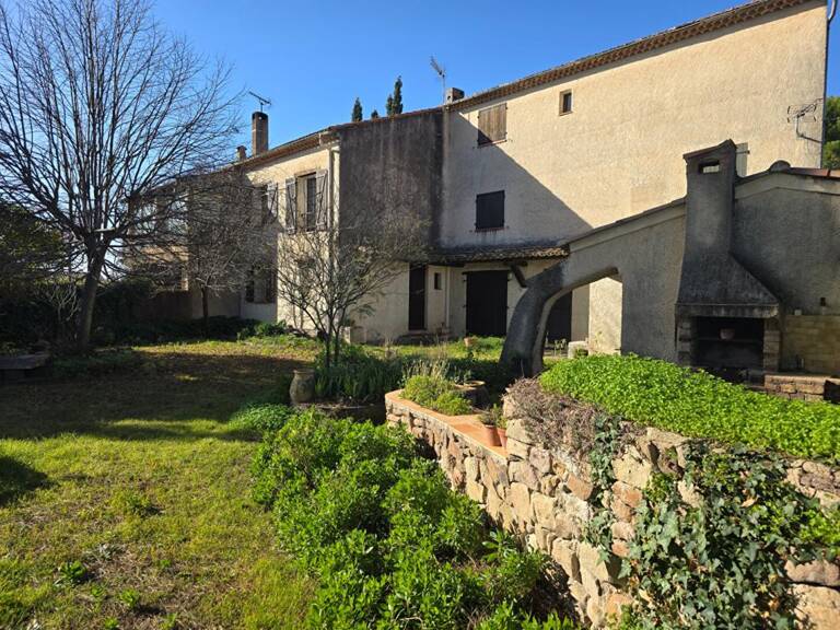 Maison d'environ 200 m² - Gros potentiel investisseurs ou grande famille — photo 1