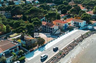 Maison 16 pièces 890000 €
