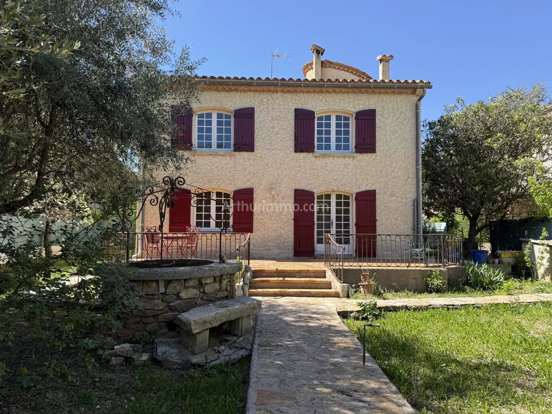 Maison 8 pièces 214 m² · à Clermont-l'Hérault · 214 m² · 399 000 €