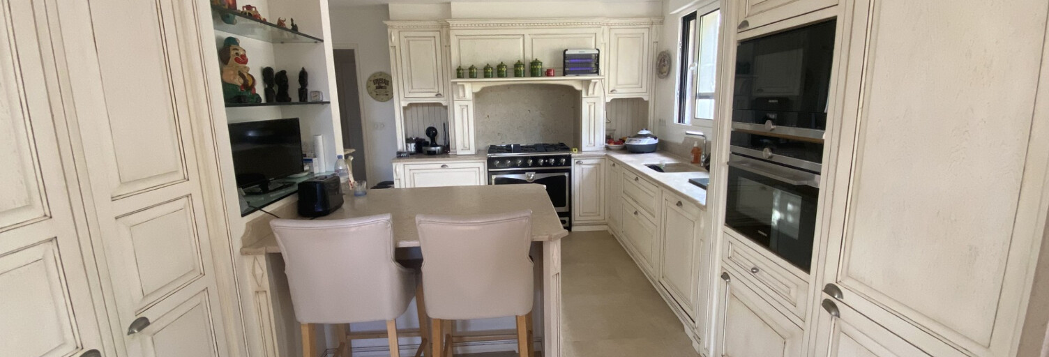 Maison 7 Pièces 326 m² à vendre à Mandelieu-la-Napoule (06210)