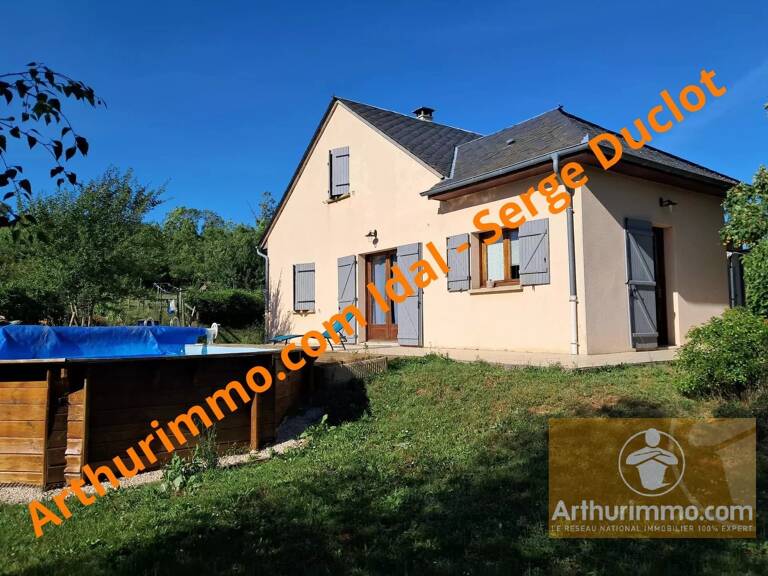 Maison familiale – 5 chambres – 1007 m² de terrain — photo 1