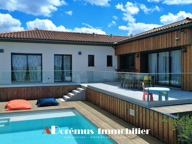 LATRESNE   Villa contemporaine rénovée en 2022 | 5 chambres — photo du bien