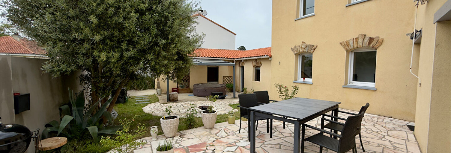 Maison 5 Pièces 130 m² à louer à Saint-Julien-de-Concelles (44450)