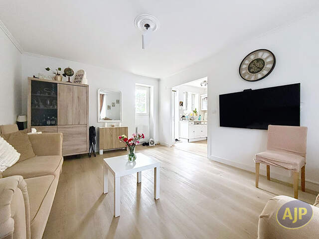 Maison Sainte Pazanne 74 m2 + grand garage — photo du bien
