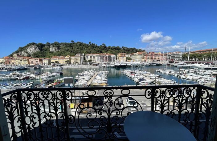 Nice-3/4 pièces avec vue panoramique sur le Port Lympia — photo 2