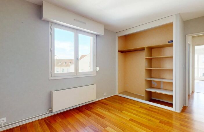 A LOUER - Appartement 2 pièces GARE CHARTRES avec Garage — photo 5