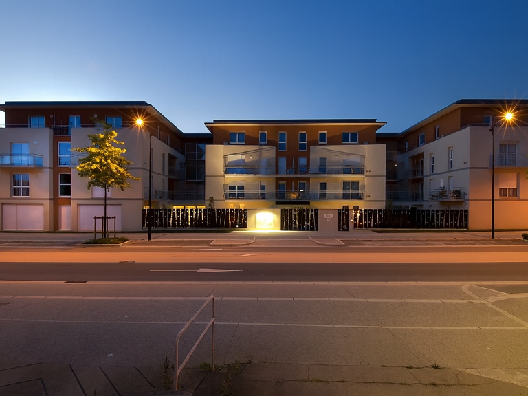 INVESTISSEMENT LMNP - ALENÇON — photo 1