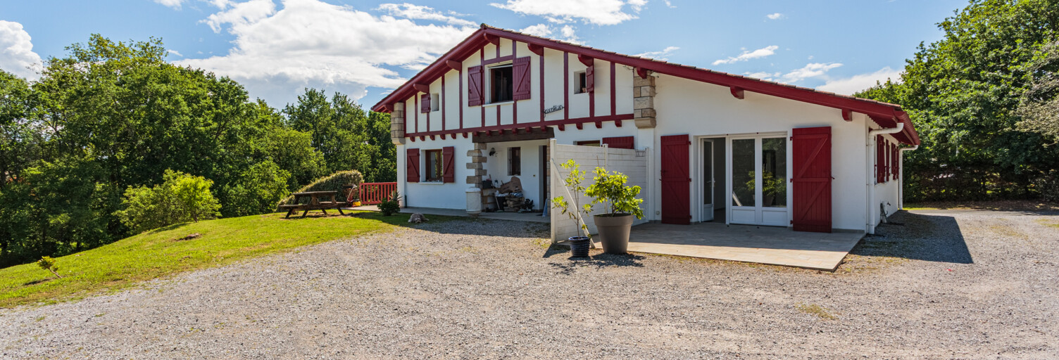 Maison 7 Pièces 196 m² à vendre à Arbonne (64210)