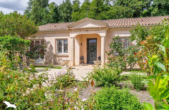 Vente maison 5 pièces 131 m² Pessac (33600) — photo 2